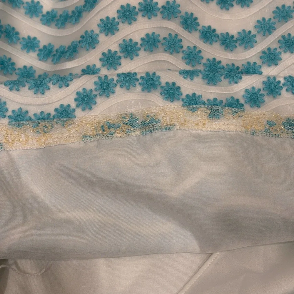 Lilly Pulitzer Leavens Top Notch Strapless Dress Blue White Floral Embroidery 4 - Picture 8 of 9